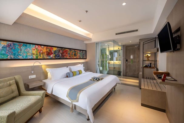 SenS Superior King Room