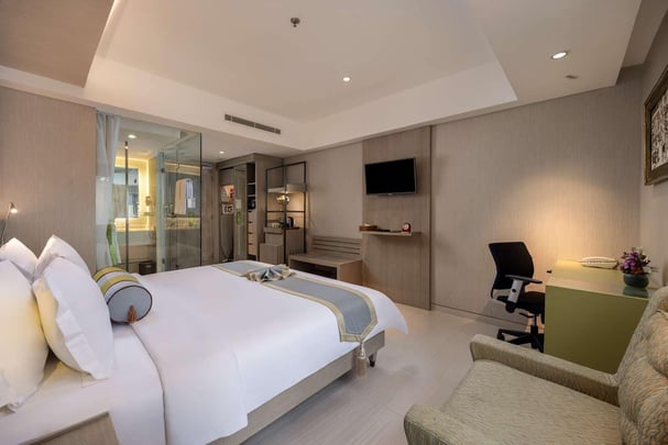 SenS Superior King Room