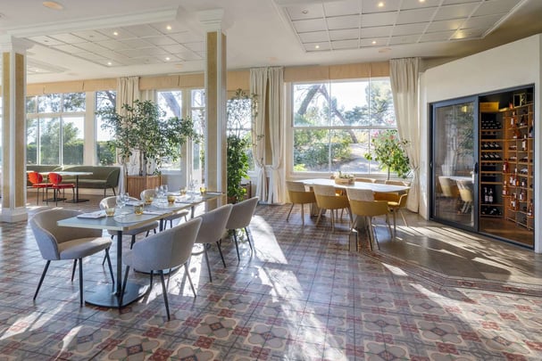 Grand H tel Des Lecques C cile Langlois BD