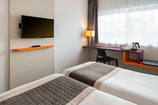 Standard twin bedded room