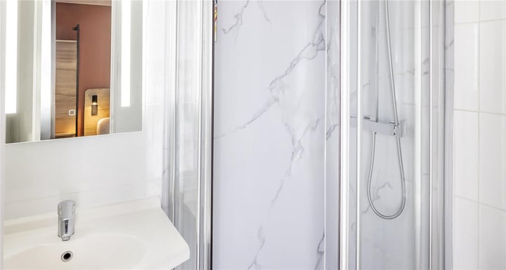 Sure Hotel by Best Western N mes Est Jad Sylla HD