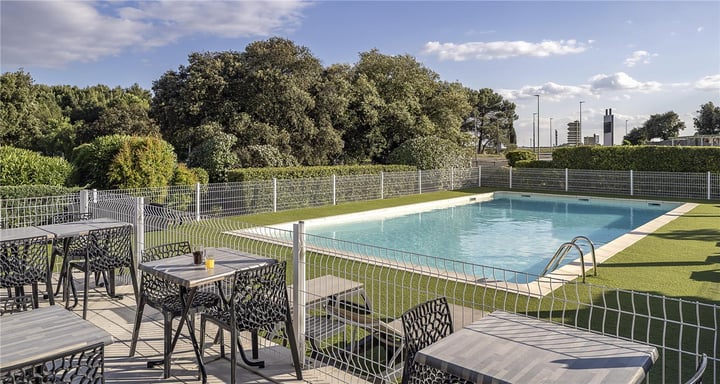 Sure Hotel by Best Western N mes Est Jad Sylla HD