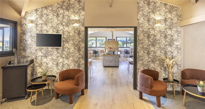 Sure Hotel by Best Western N mes Est Jad Sylla HD