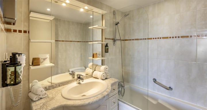 salle de bains suite junior suite