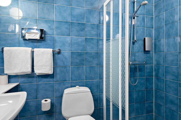 Standard Single bathroom Stand Hotel