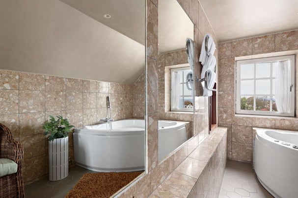 Suite Bathroom Stand Hotel