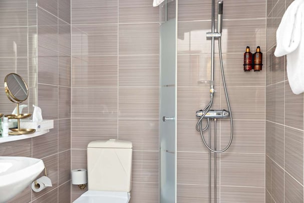 Single bathroom BW Hotel Gamla Teatern