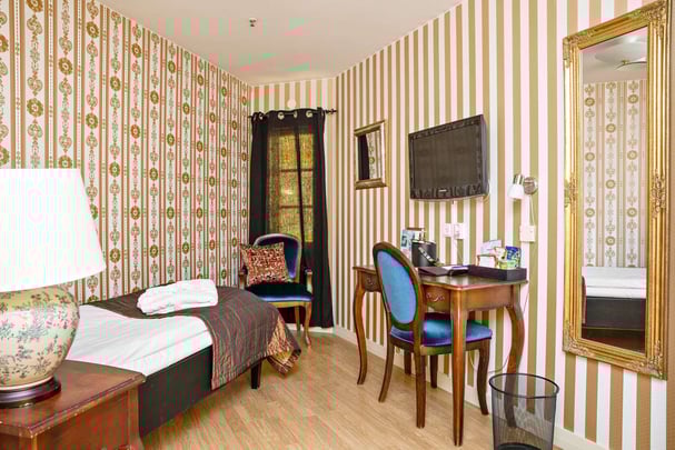 Single No Window BW Hotel Gamla Teatern