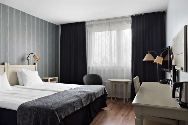 Economy Twin BW Gustaf Fr ding