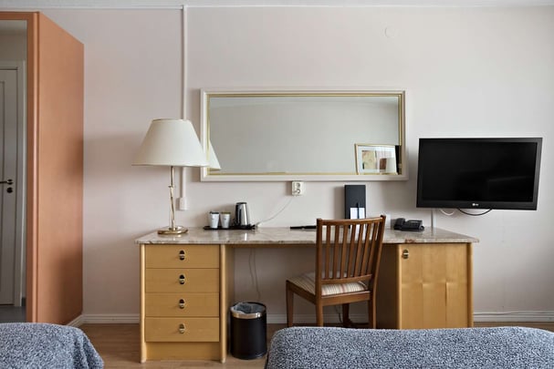 standard twin BW Gustaf Fr ding