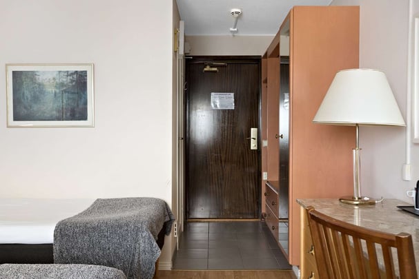 Standard twin BW Gustaf Fr ding