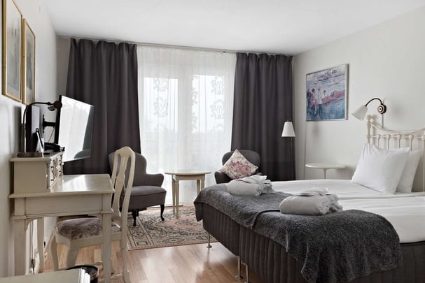 Twin Balcony BW Gustaf Fr ding