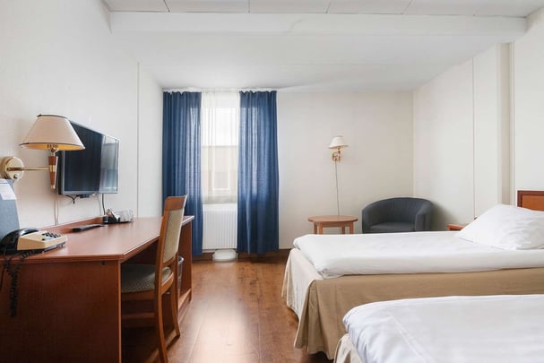 Standard Twin BW Nya Star Hotel