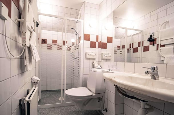 Family bathroom BW Solhem Hotel