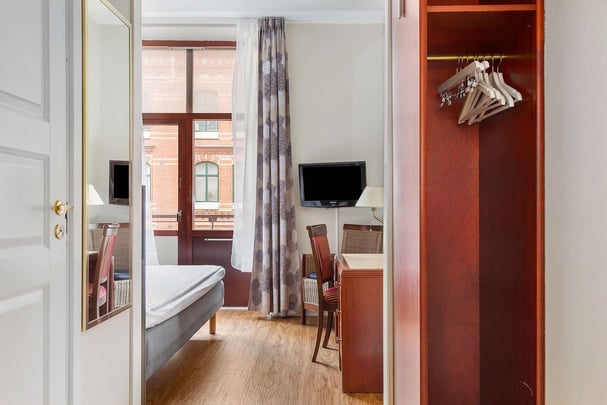 Double small BW Tidbloms Hotel