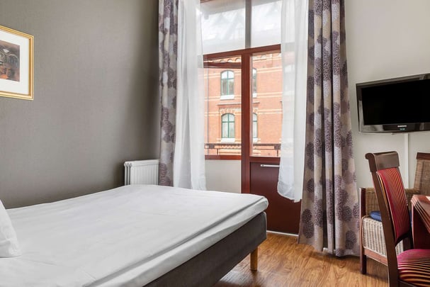 Double small BW Tidbloms Hotel