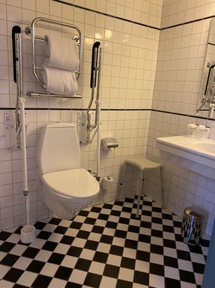 Superior Wheelchair accessible Bathroom