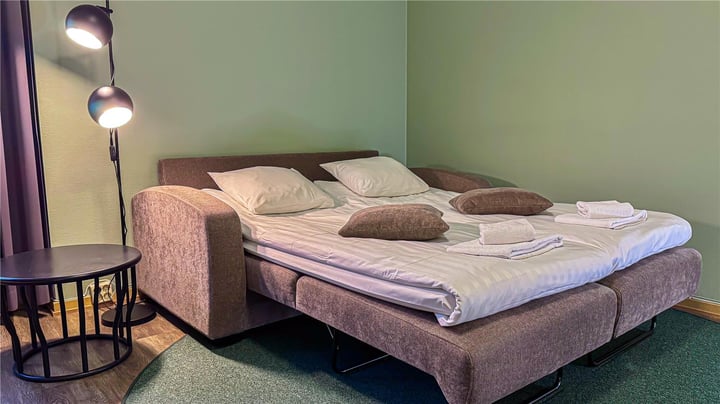 Family room Kom Hotel