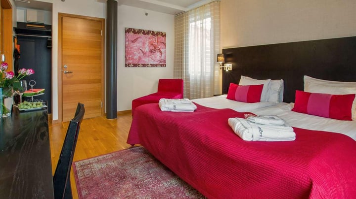 Superior Two Twin Bed Guest Room