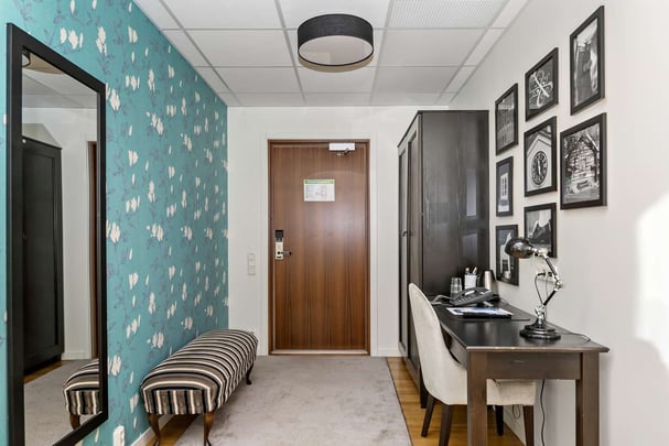 BW Gustaf Wasa Suite Desk