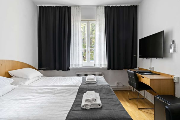 Double Standard BW Hotel Anno