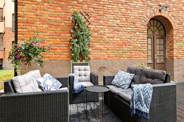 Courtyard BW Karlaplan