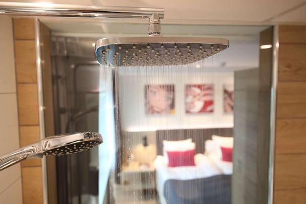 Business Room - Kingsize Bed