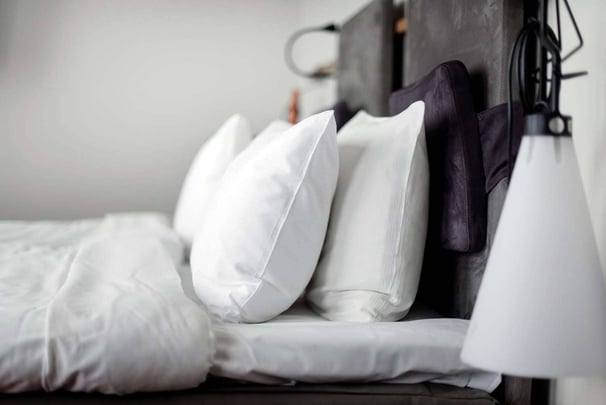 Standard Two Twin Bed Guest Room