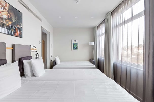 Deluxe Family BW Plus Sthlm Bromma