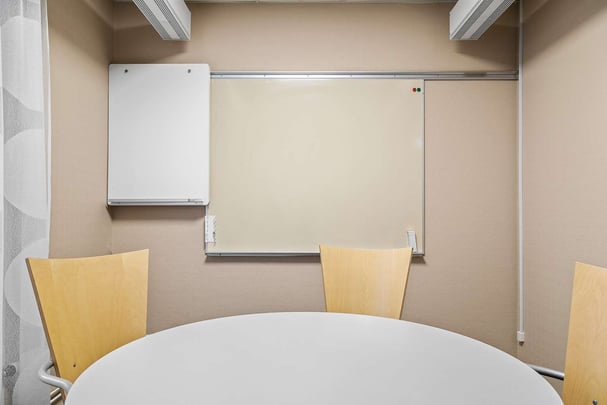 Conference grupprum L vs gen BW Ta Inn Hotel