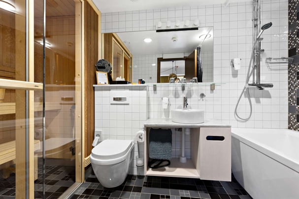 Suite Sauna Bathroom BW The Public Hotel