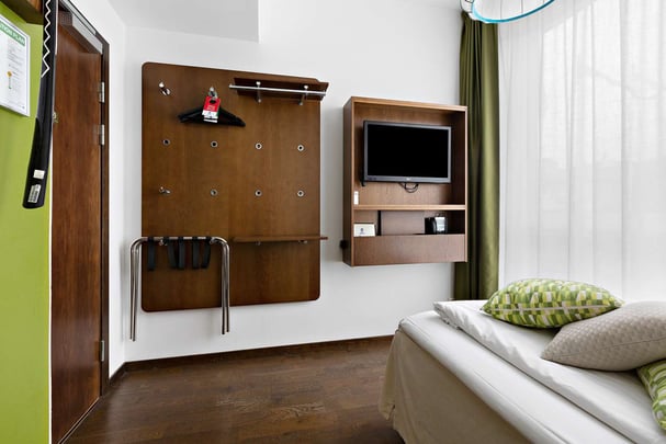 Single BW The Public Hotel