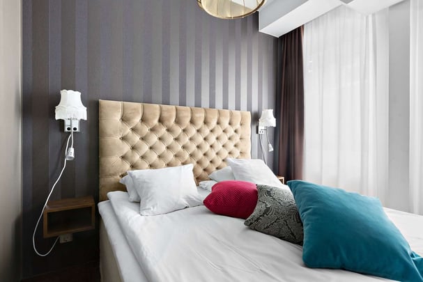 Queen BW The Public Hotel