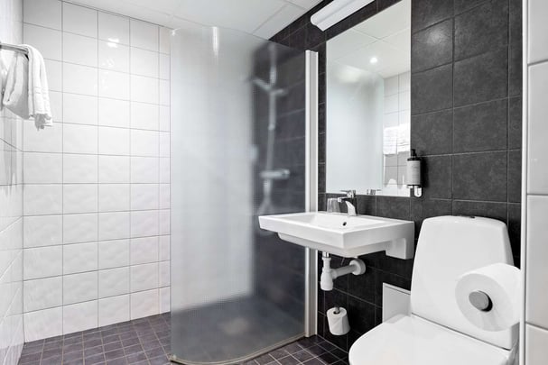 Bathroom BW Royal Star