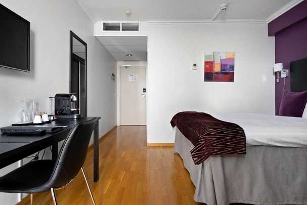 Single Superior Deluxe BW Royal Star