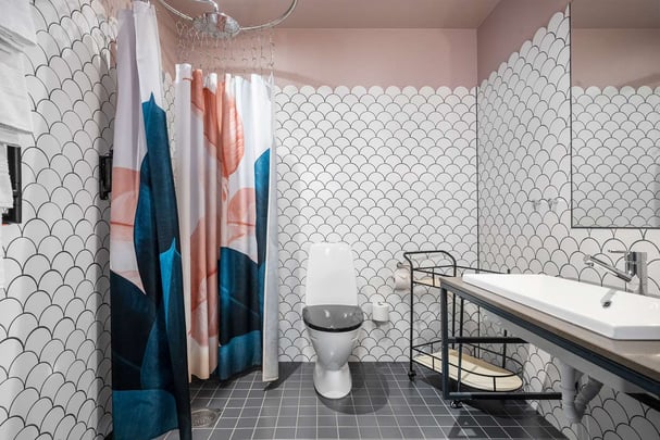 Suite bathroom BW Plus Hus 57