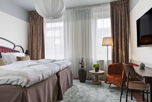 Std Twin Red (fullview)