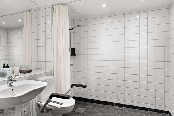 badrum standard trippel tillg nglighetsanpassat