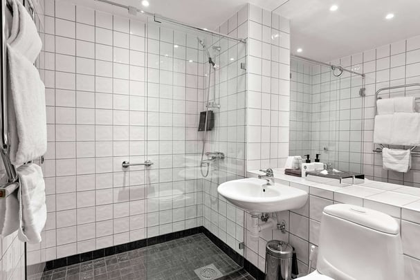 Superior dubbel badrum