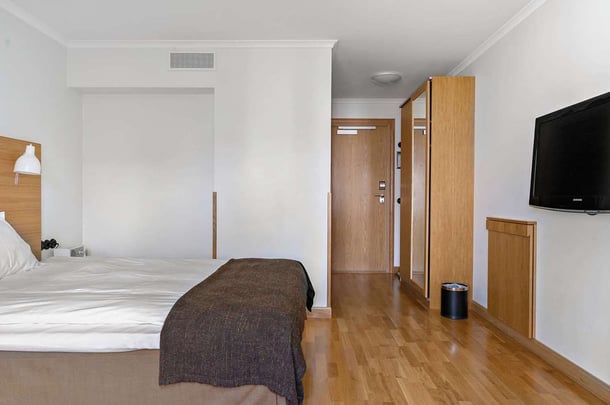 Superior Queen Landvetter