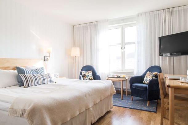 Standard Queen stairs only Landvetter Airport