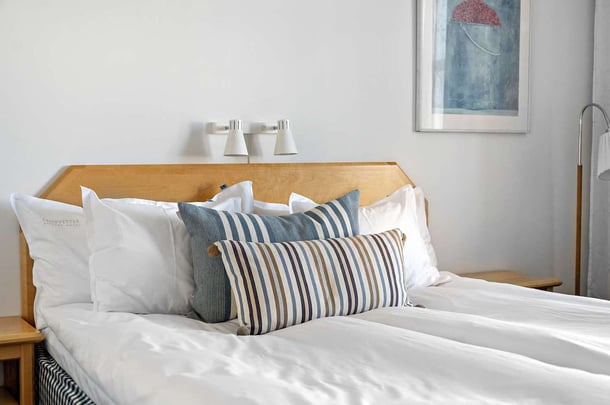 Standard Queen stairs only Landvetter Airport