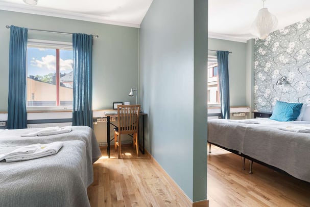 Standard four single beds