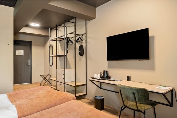 King Standard Riverside