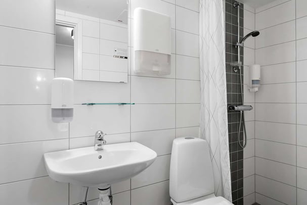 Single economy bath BW Hotel Solna
