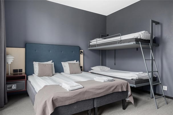 Family Queen Norrkoping city