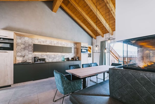 Kitchenette Penthouse with 4 Bedrooms