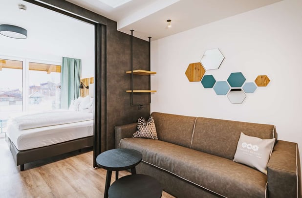 Suite with kitchen and one bedroom