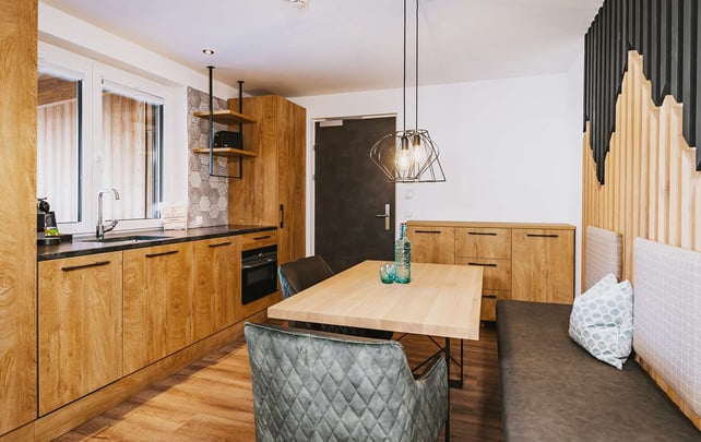 Suite with kitchen and one bedroom