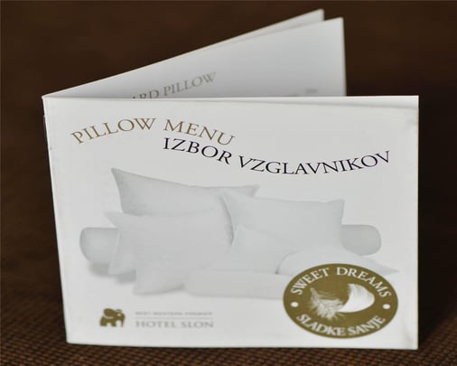 Deluxe Room - Pillow menu